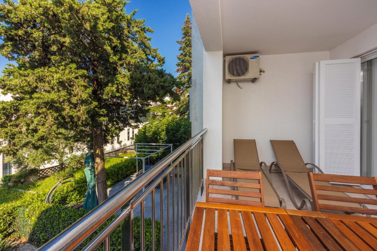 Apartmani Heta Alagic I Selce Esterno foto