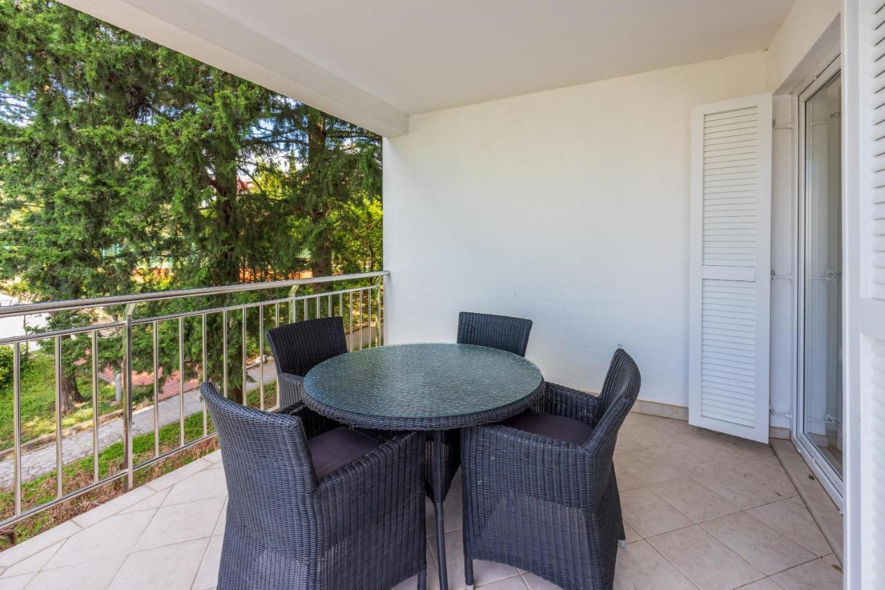 Apartmani Heta Alagic I Selce Esterno foto