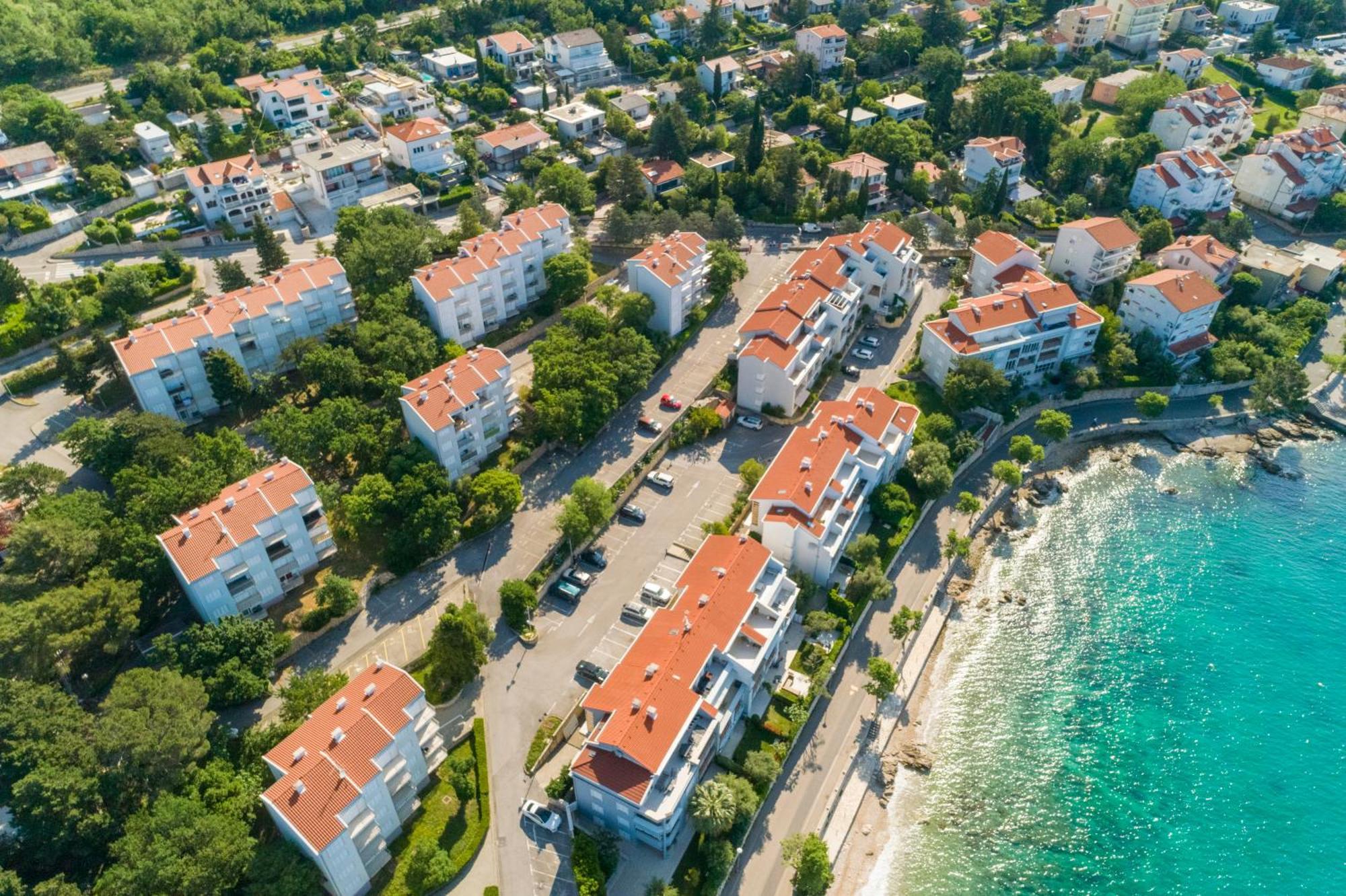 Apartmani Heta Alagic I Selce Esterno foto