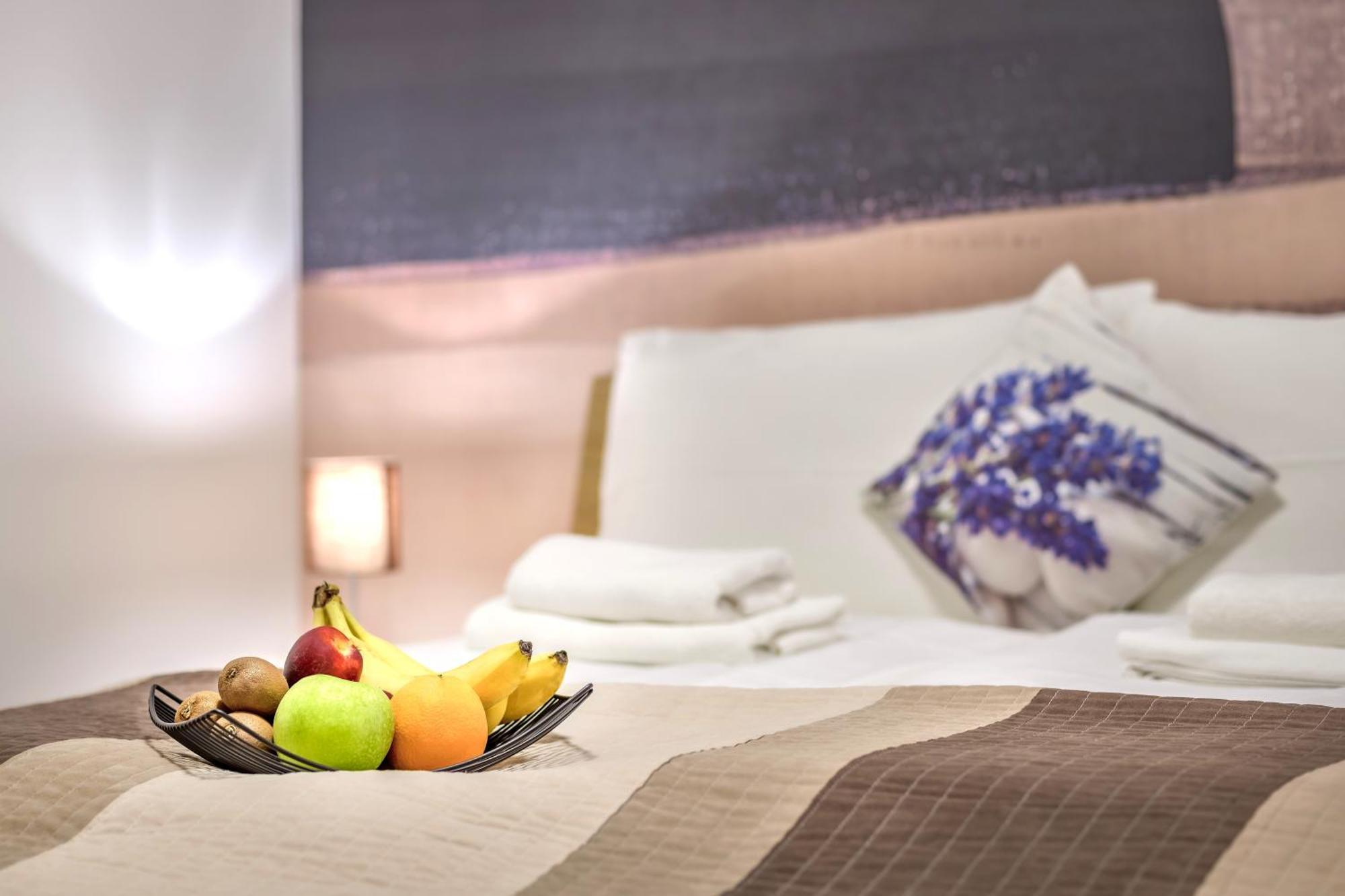 Apartmani Heta Alagic I Selce Esterno foto