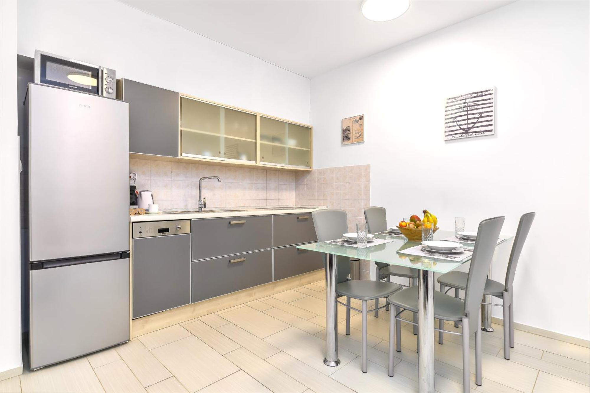 Apartmani Heta Alagic I Selce Esterno foto
