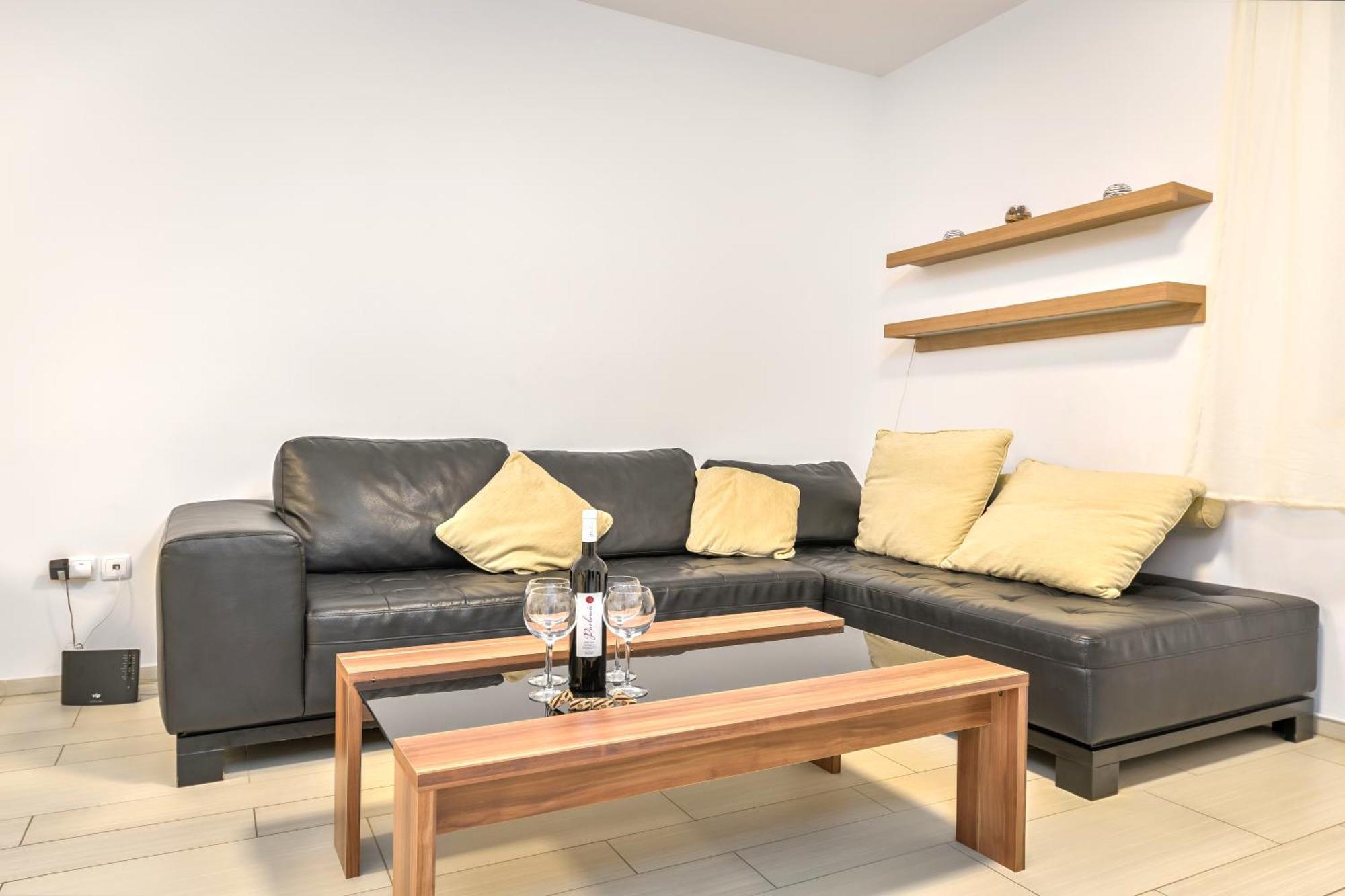 Apartmani Heta Alagic I Selce Esterno foto